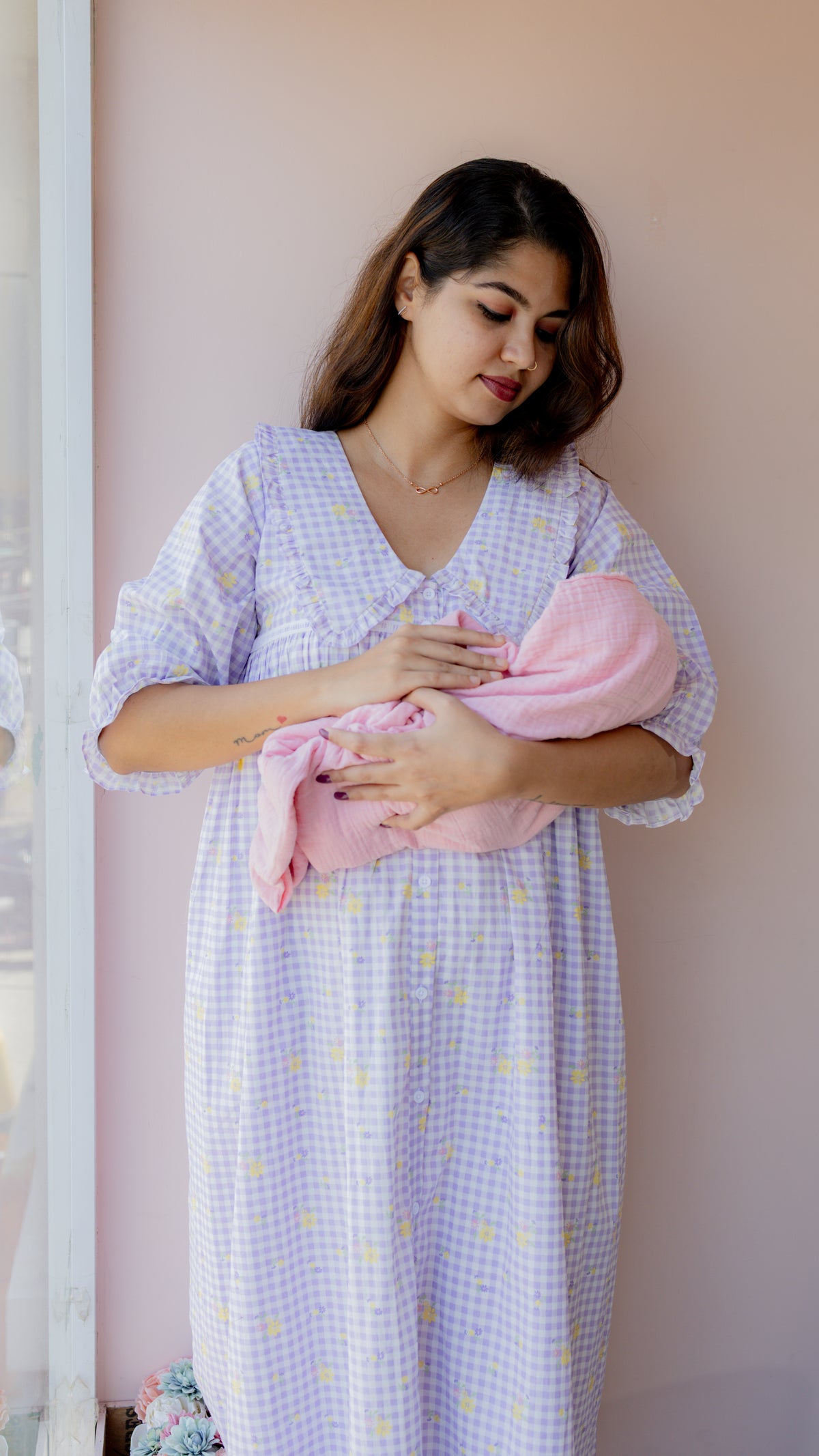 Fallow – Puff Sleeve Button-Down Maternity & Nursing Dress in Lilac Gingham Cotton