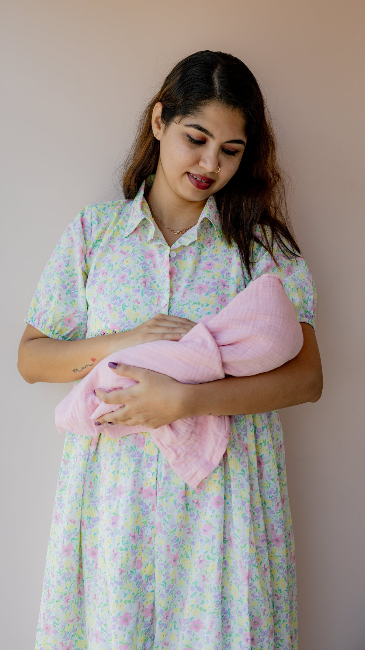 Verdant – Puff Sleeve Button-Down Maternity & Nursing Dress in Pastel Floral Cotton