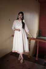 Arali|Maternity|Feeding|Madhuram| All us womenALL US WOMENmaternity and feeding