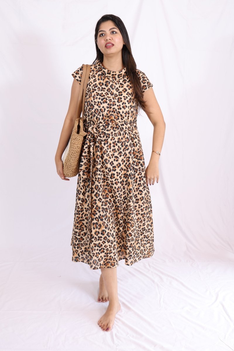 Carefree Stride – Passeo Collection | Stylish Feeding - Friendly DressALL US WOMENmaternity and feeding