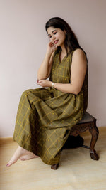 Kalindi — Powerloom Check Weave Nursing DressALL US WOMENmaternity and feeding