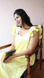 Lemon zest|Hospital gown|Fruitful journey|All us womenALL US WOMENmaternity and feeding