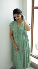 Mera pregnancy and recovery dress | Feeding zips| The rest ritualALL US WOMENmaternity and feeding