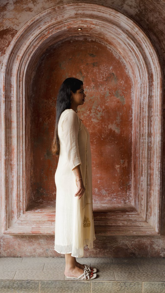 Solène |Ivory Zardozi Kurta | ÉLAN PremièreALL US WOMENmaternity and feeding