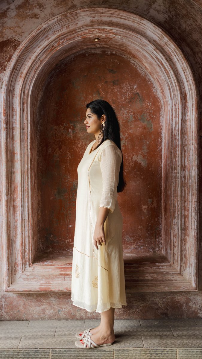Solène |Ivory Zardozi Kurta | ÉLAN PremièreALL US WOMENmaternity and feeding