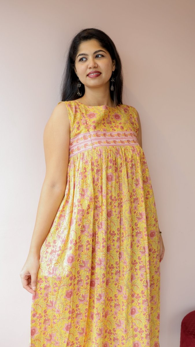 Vasanti |Soft Cotton Maternity & Feeding DressALL US WOMENmaternity and feeding